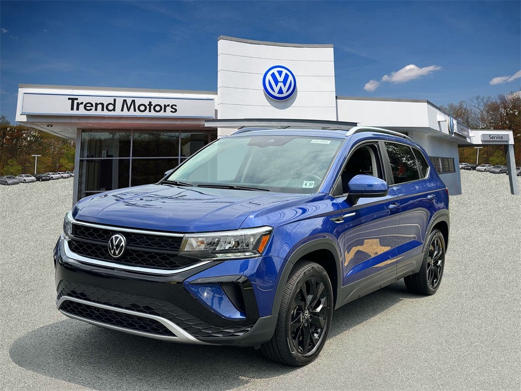 Used 2022 Volkswagen Taos SE with VIN 3VVPX7B2XNM082522 for sale in Rockaway, NJ