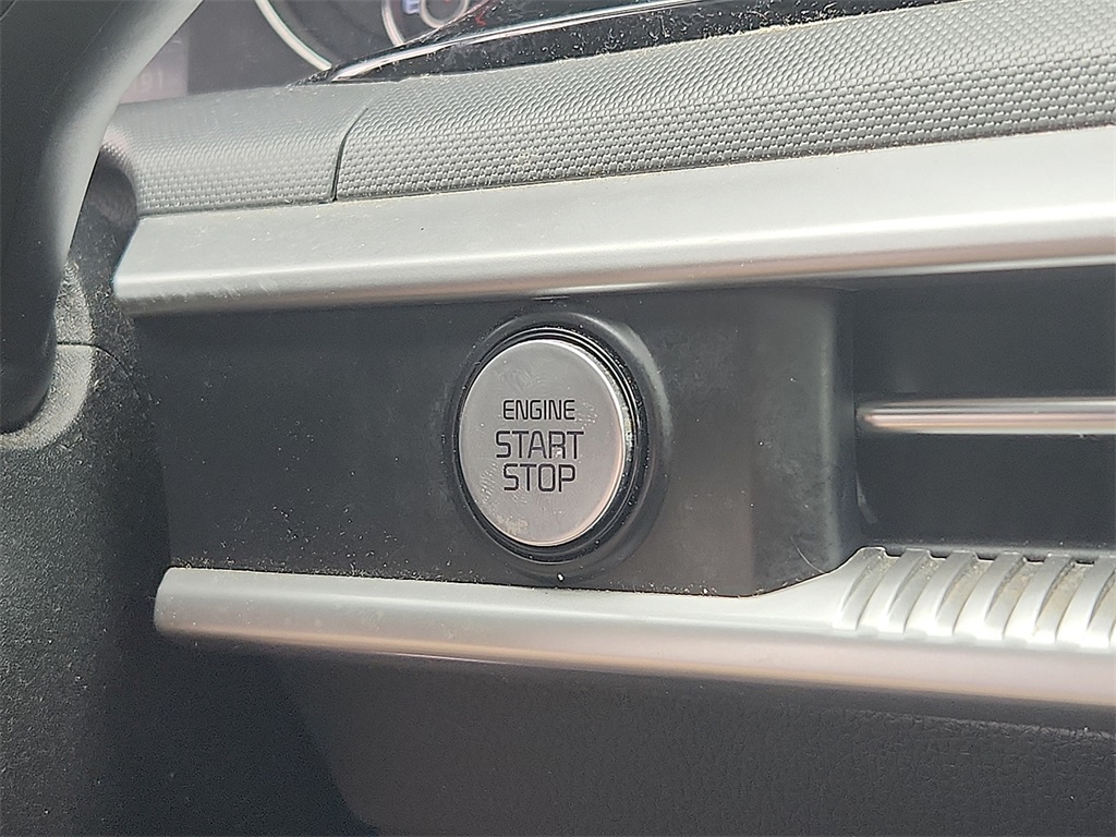 2023 Kia K5 GT-Line photo 26