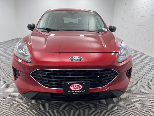 2021 Ford Escape SE photo 3
