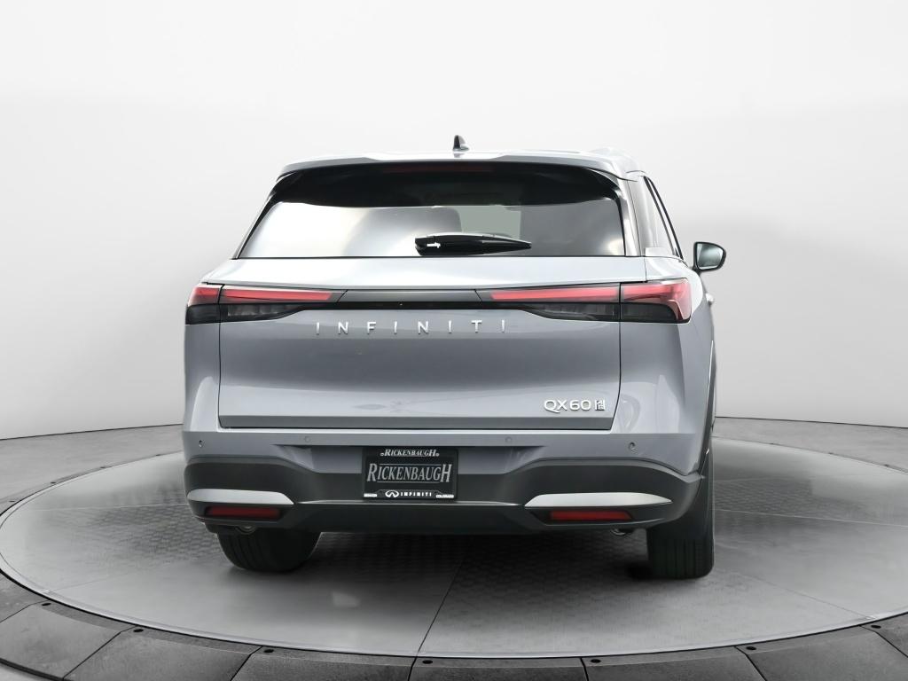 2026 Infiniti QX60 Luxe photo 6