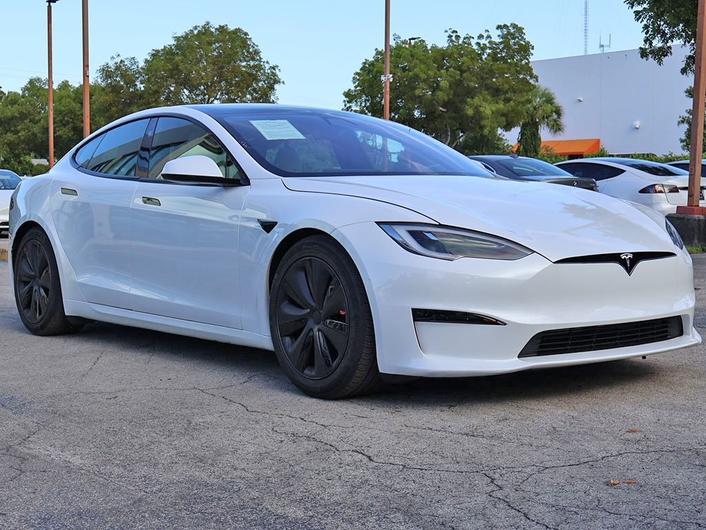 Used 2022 Tesla Model S Base with VIN 5YJSA1E51NF467999 for sale in Miami, FL