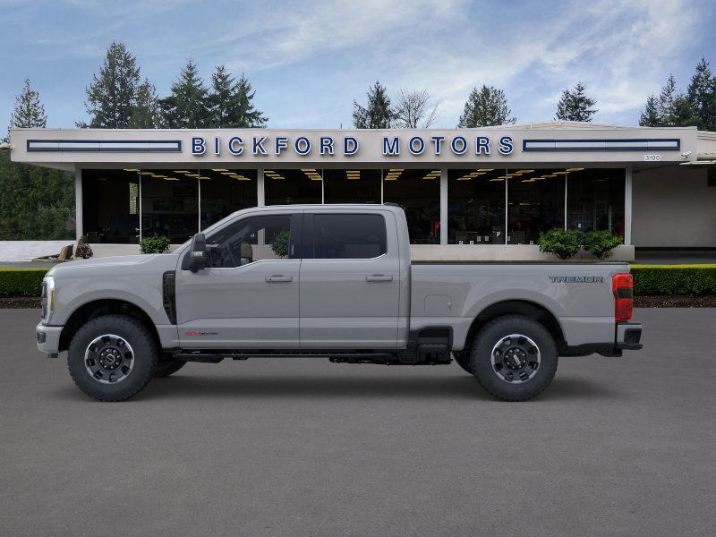 2025 Ford F-350 photo 3