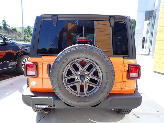 2025 Jeep Wrangler Sport S photo 2
