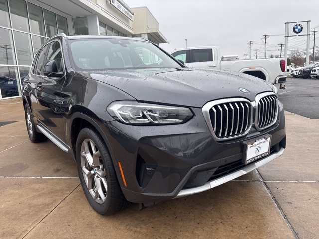 2022 BMW X3 30i's photo