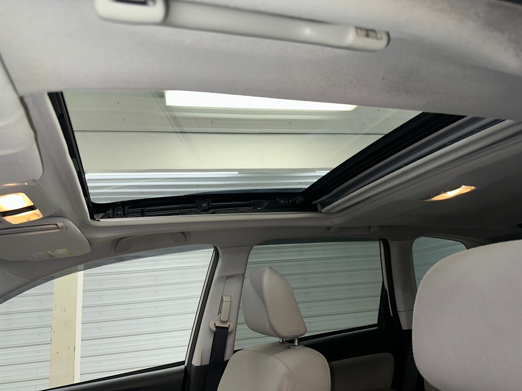 2017 Subaru Forester Premium photo 4