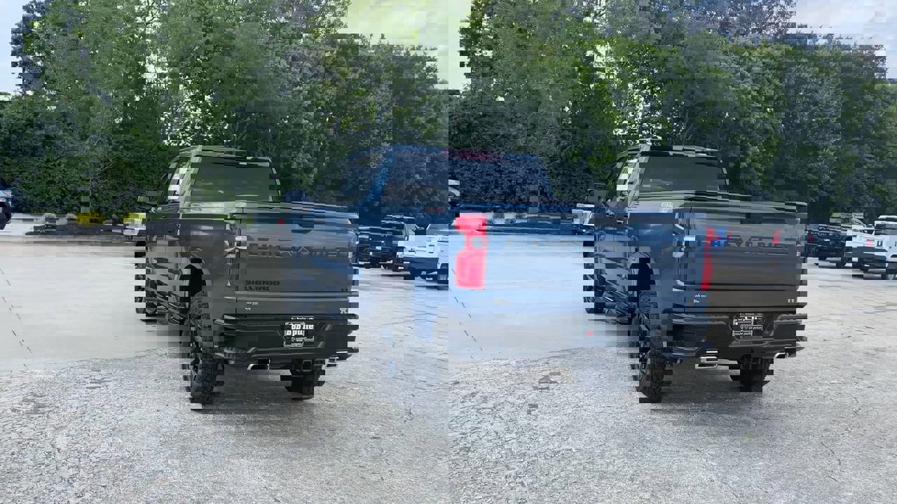 2024 Chevrolet Silverado 1500 LT Trail Boss photo 7