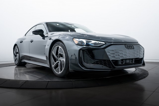 2025 Audi RS e-tron GT performance