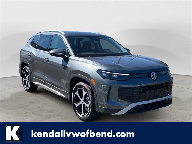 2025 Volkswagen Tiguan SE's photo