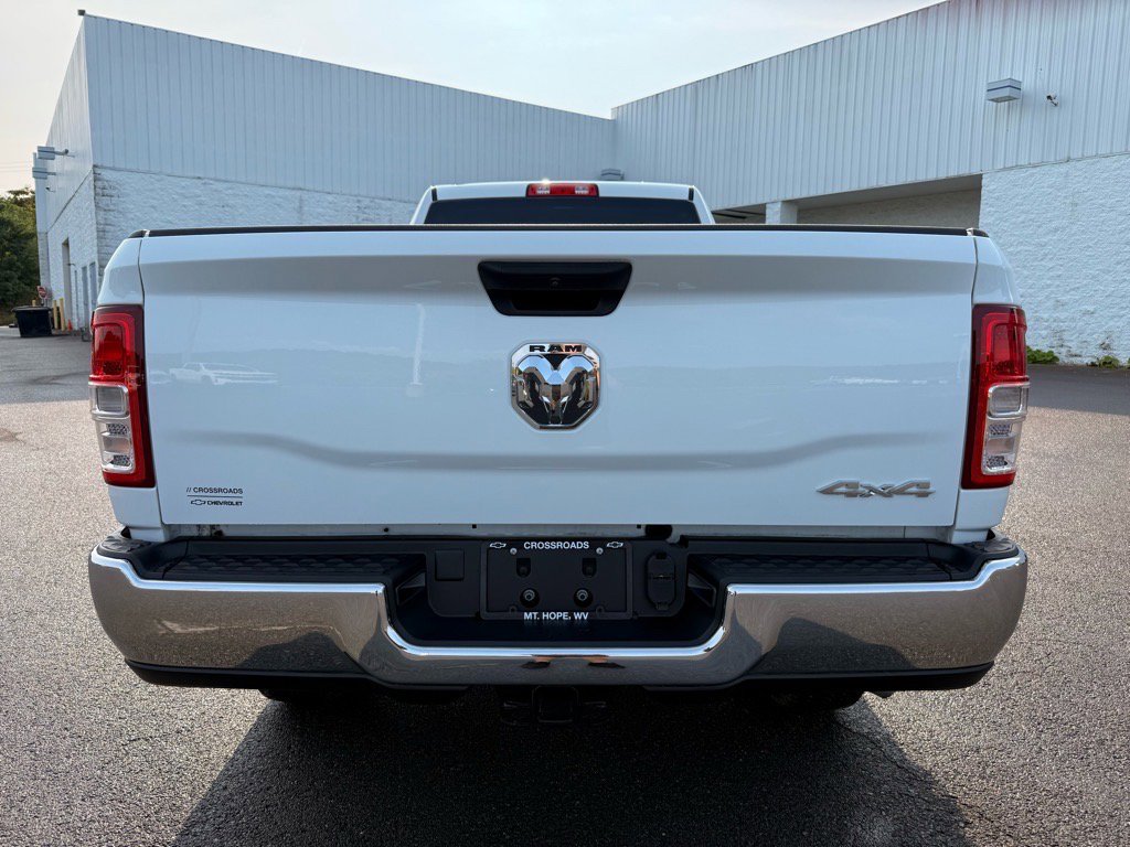 2023 Ram 2500 Tradesman photo 4