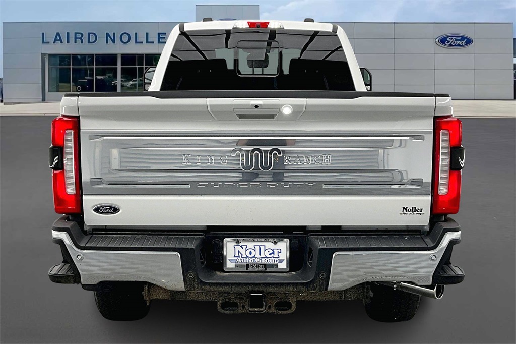 2025 Ford F-350 King Ranch photo 4