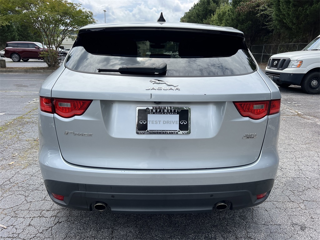 2020 Jaguar F-PACE Premium photo 4