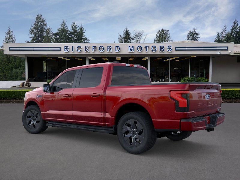 2025 Ford F-150 Lightning XLT photo 3