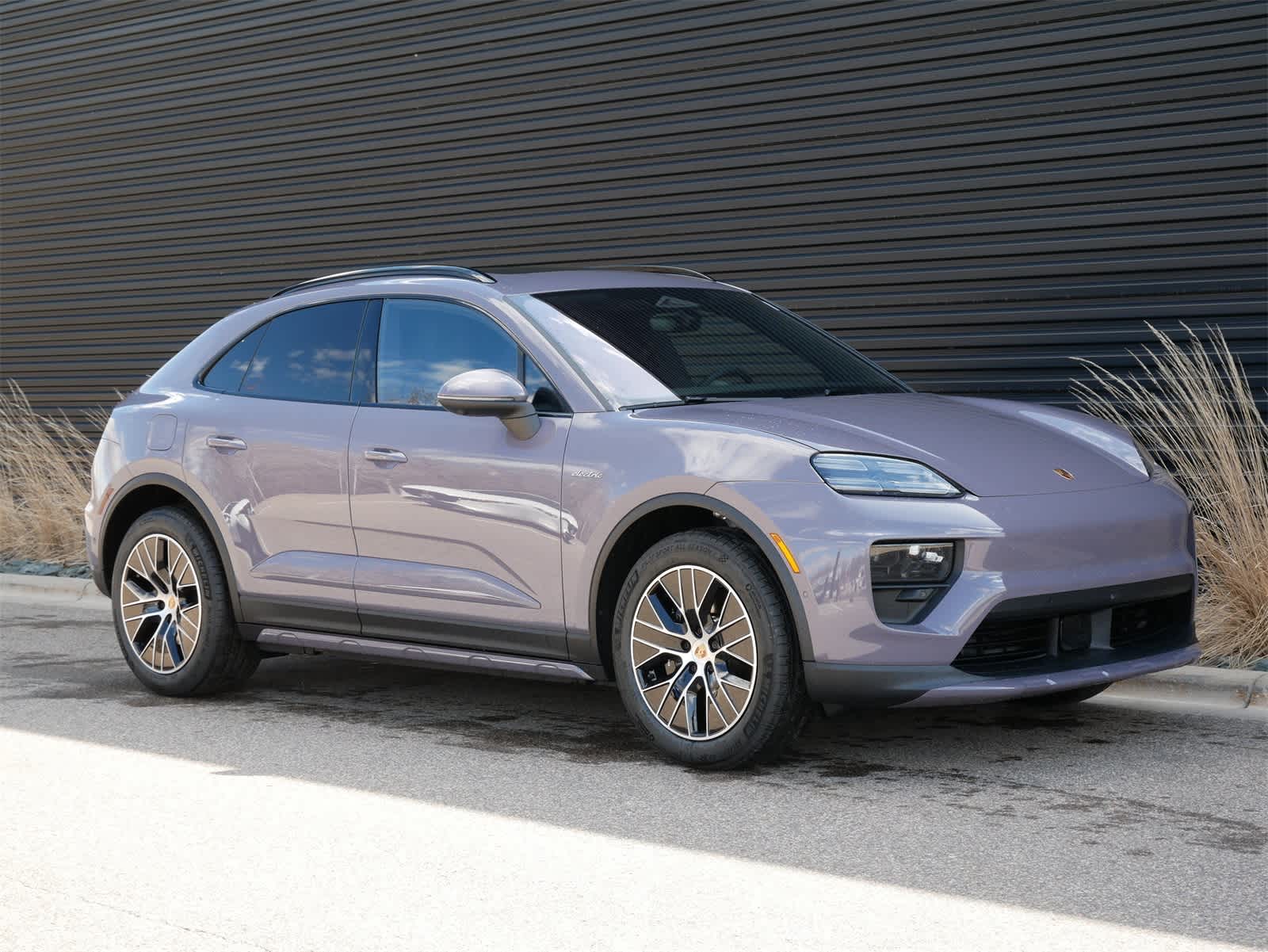 2025 Porsche Macan Electric photo 24