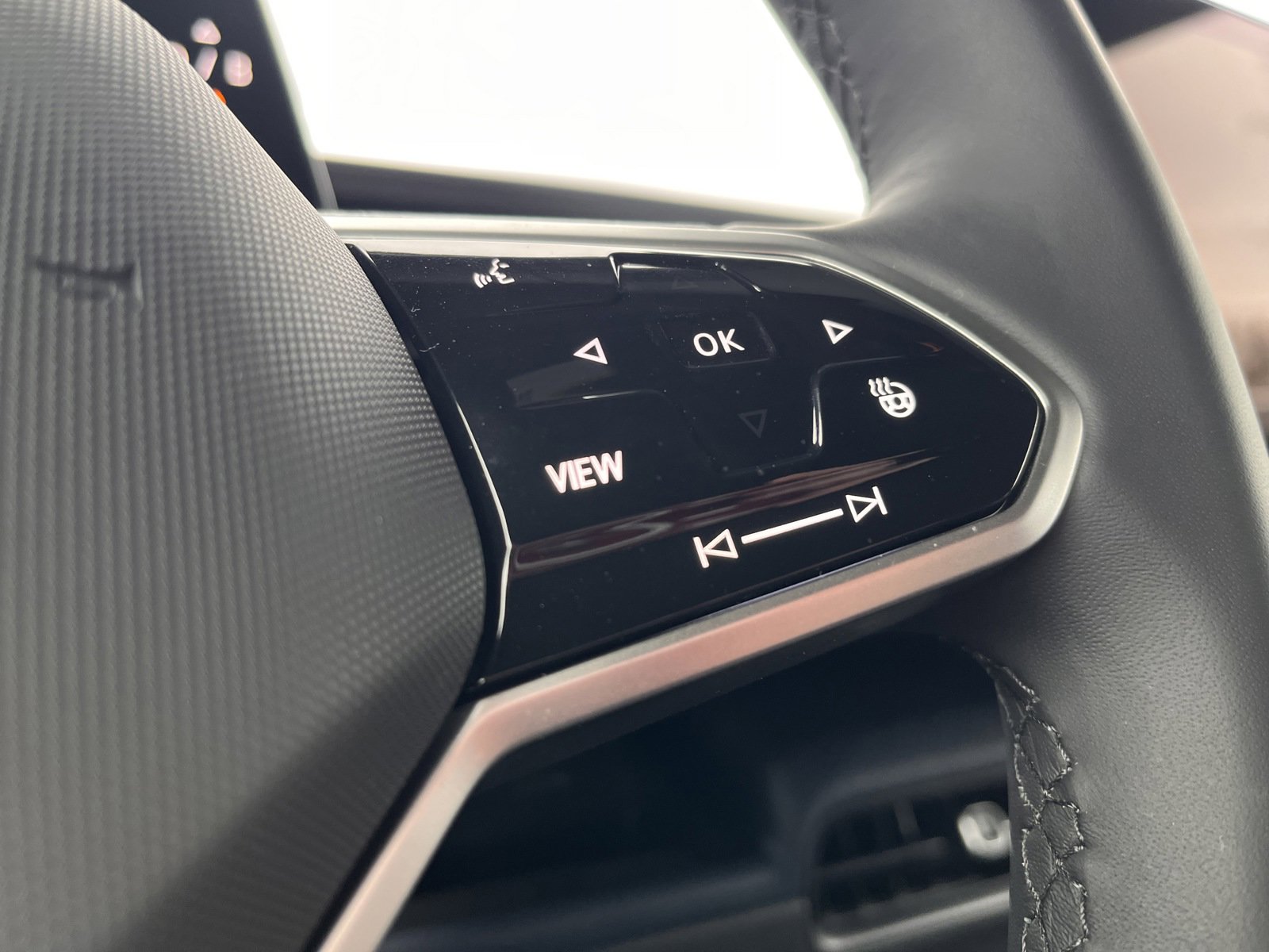 2025 Volkswagen ID. Buzz Pro S photo 17
