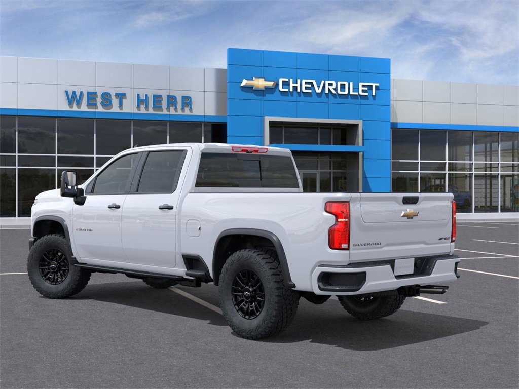 2025 Chevrolet Silverado 2500HD ZR2 photo 3
