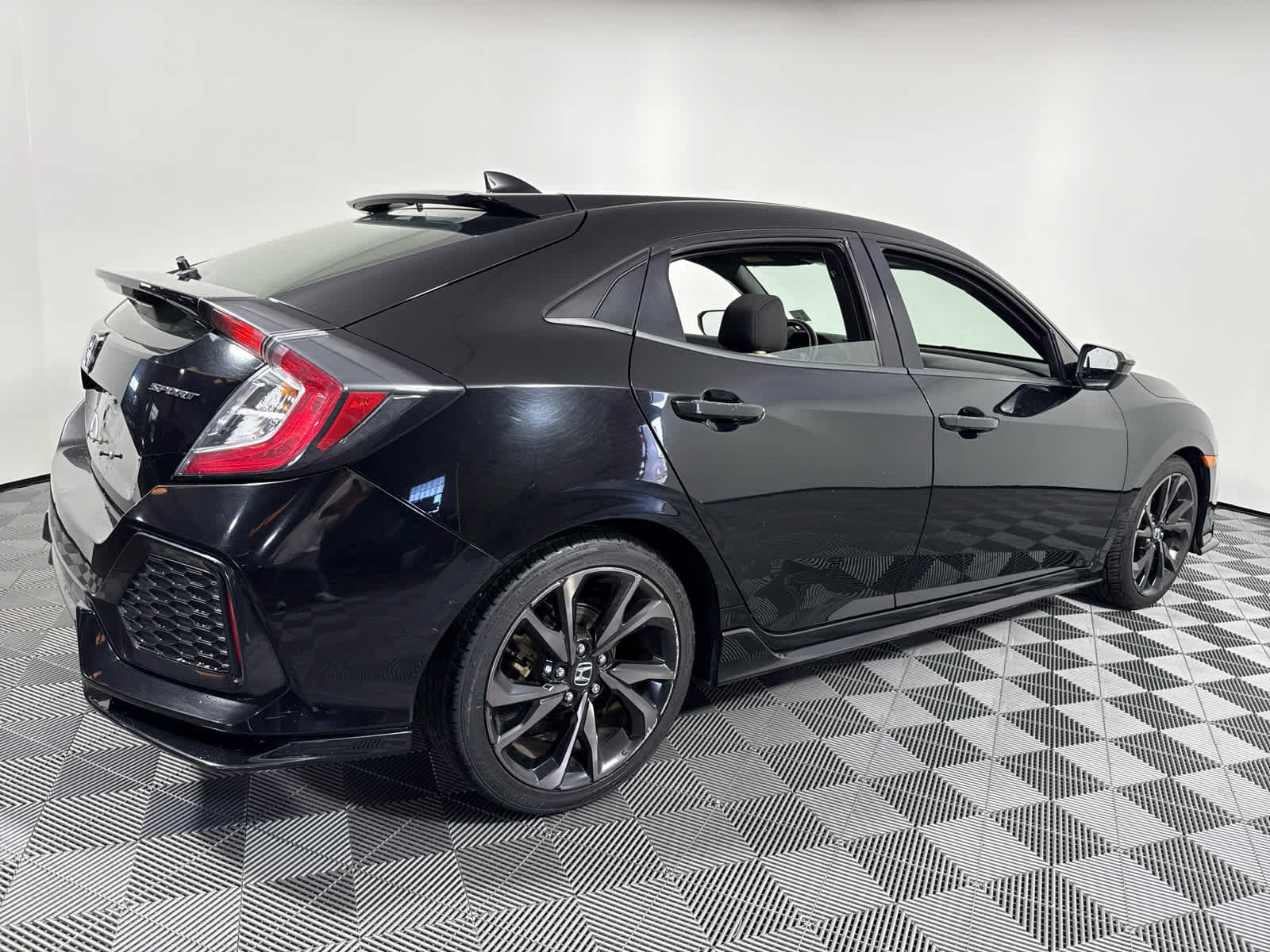 2018 Honda Civic Hatchback Sport photo 6