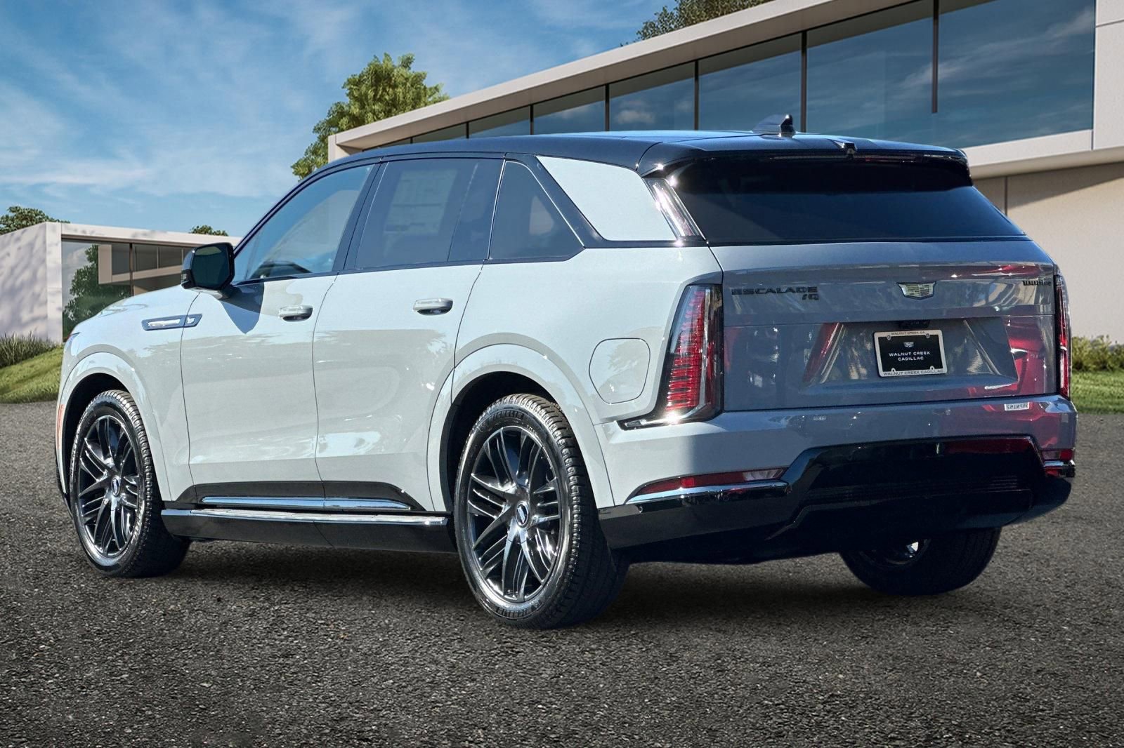 2026 Cadillac Escalade IQ Sport photo 3