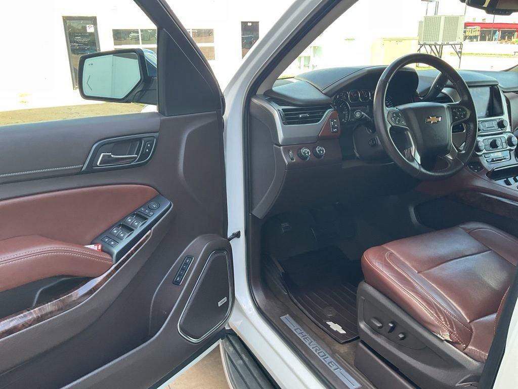 Used 2015 Chevrolet Suburban LTZ with VIN 1GNSKKKC8FR604896 for sale in Hutchinson, KS