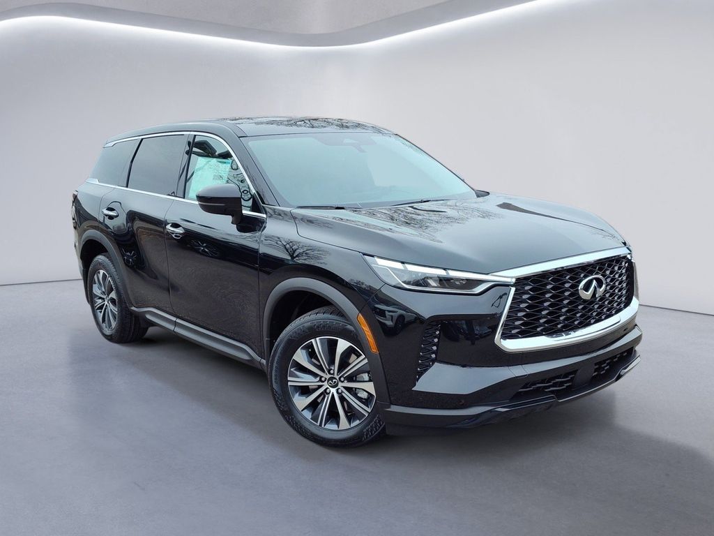 2025 Infiniti QX60 Pure photo 2
