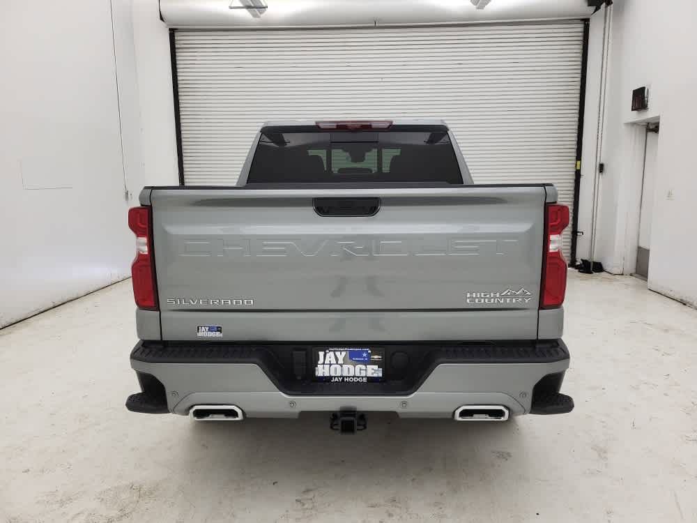 2025 Chevrolet Silverado High Country photo 24