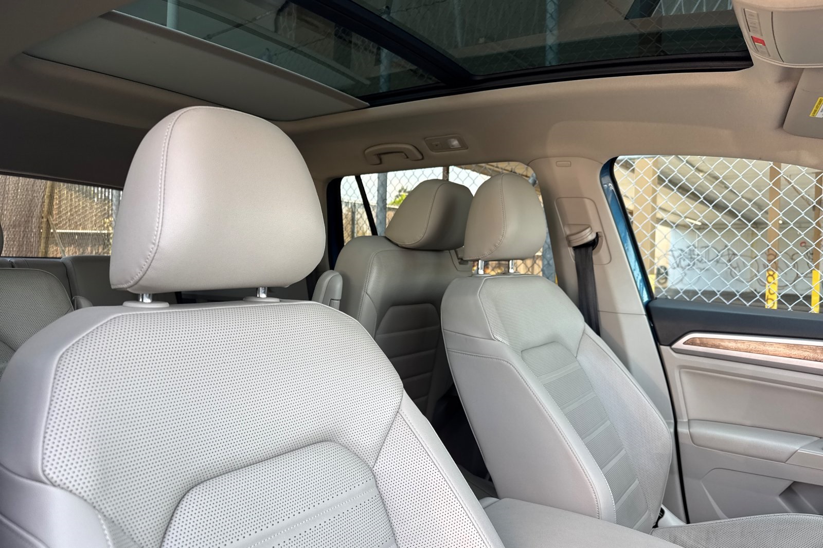 2019 Volkswagen Atlas V6 SEL Premium photo 18