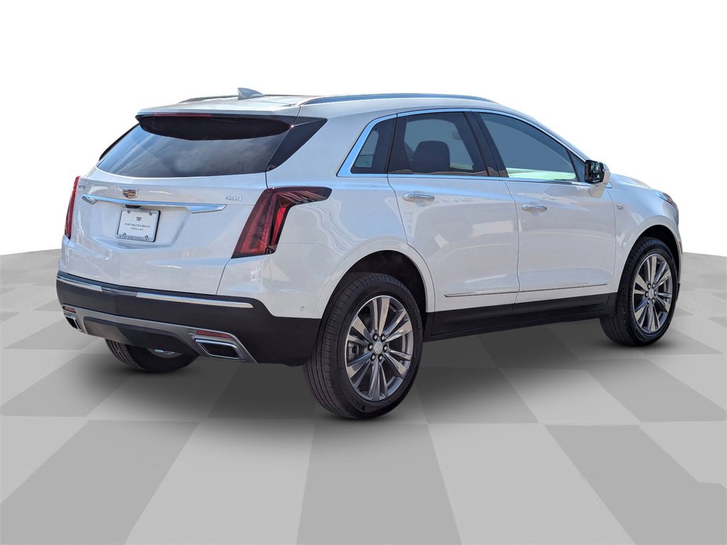 2025 Cadillac XT5 Premium Luxury photo 3
