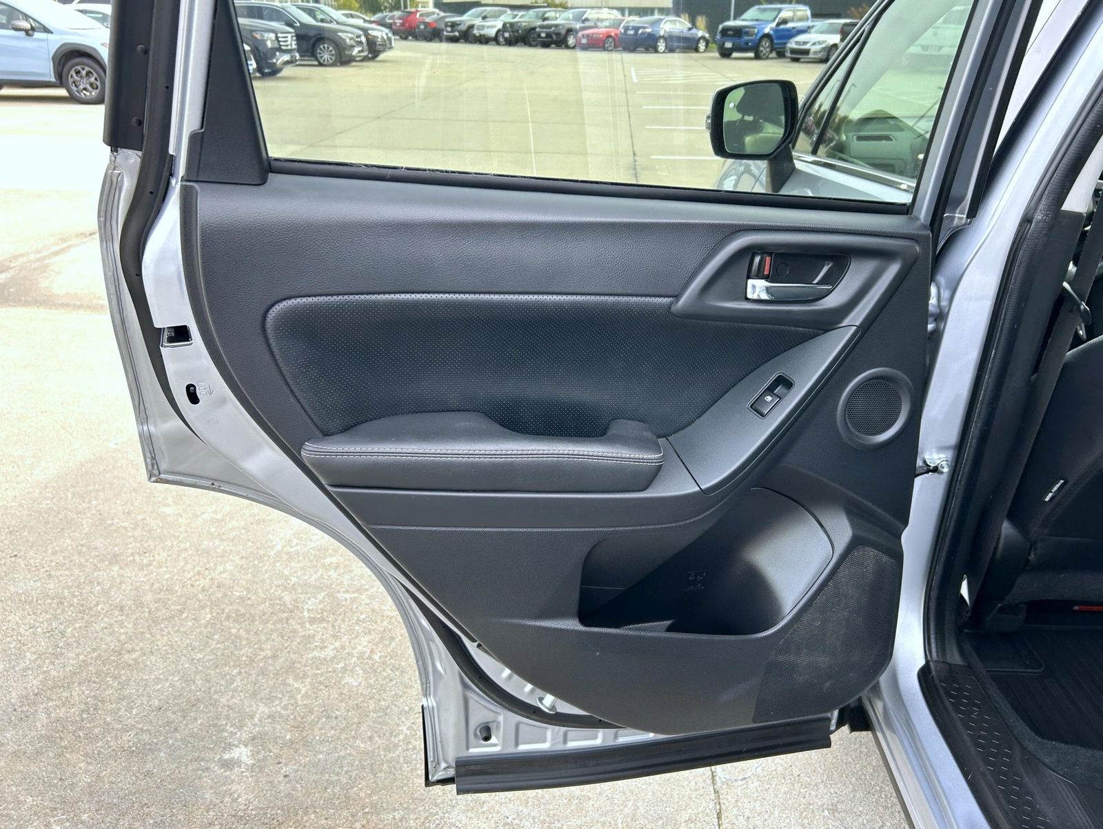 2015 Subaru Forester 2.0XT Touring photo 18