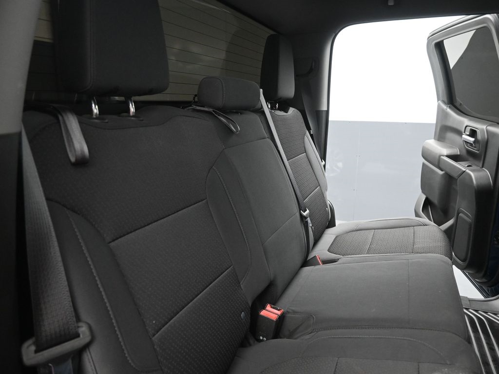 2020 Chevrolet Silverado 1500 Custom photo 9