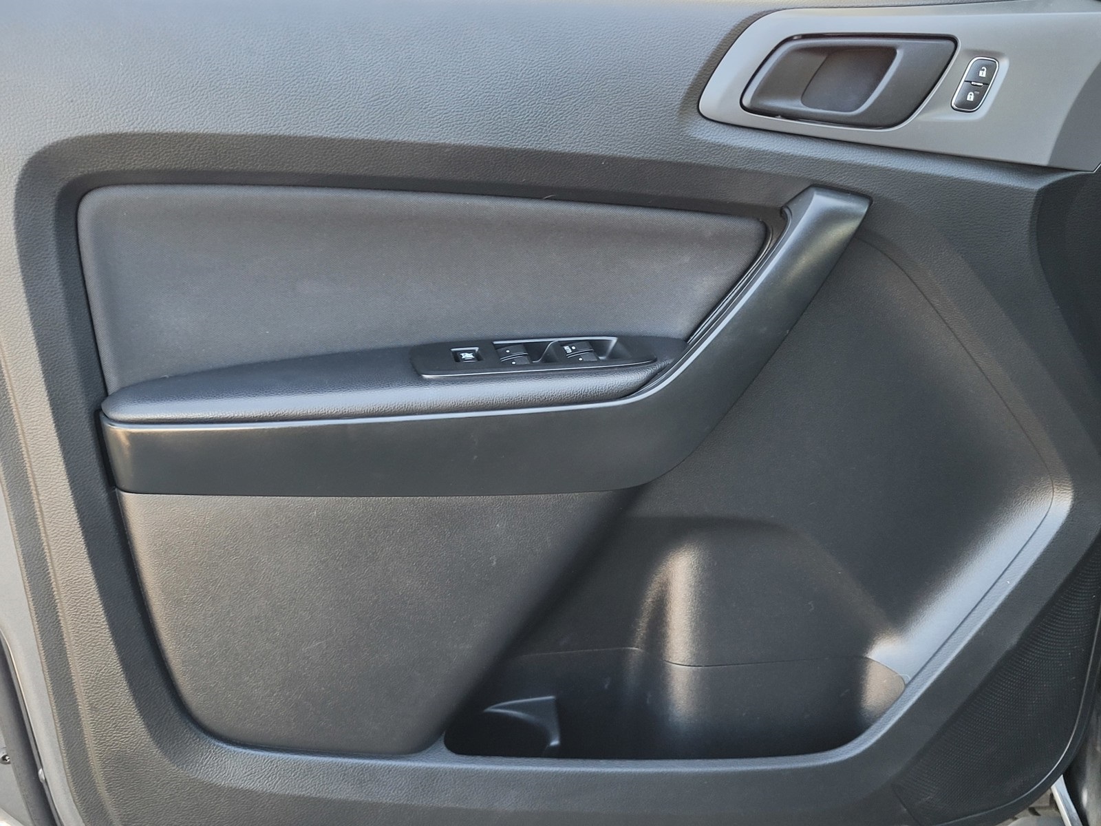 2021 Ford Ranger XL photo 14
