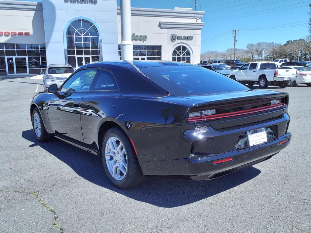 2025 Dodge Charger R/T photo 16