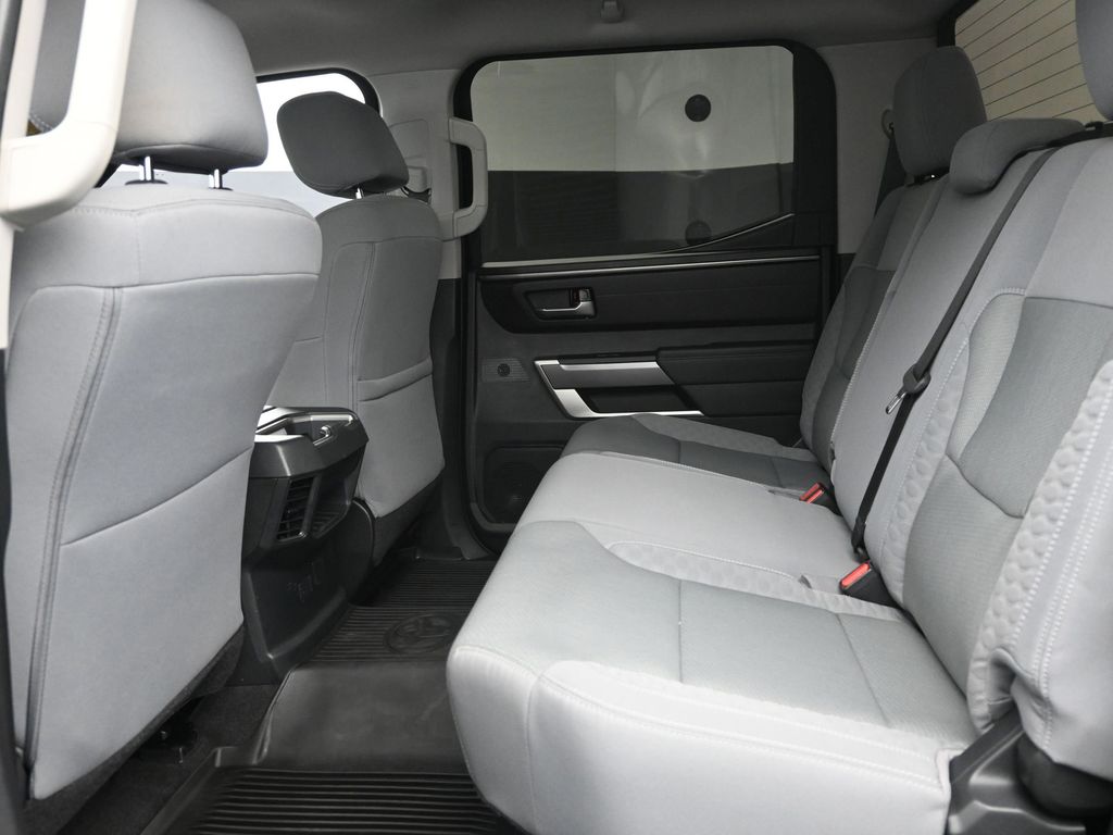 2023 Toyota Tundra SR5 photo 7