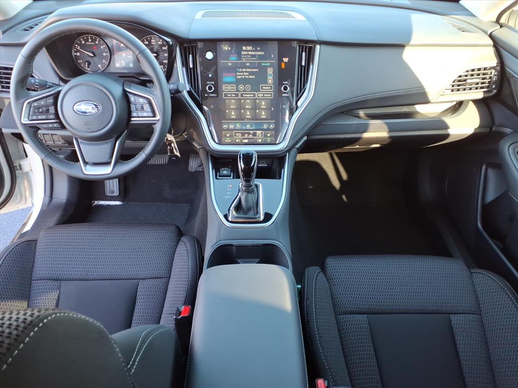 2025 Subaru Outback Premium photo 4