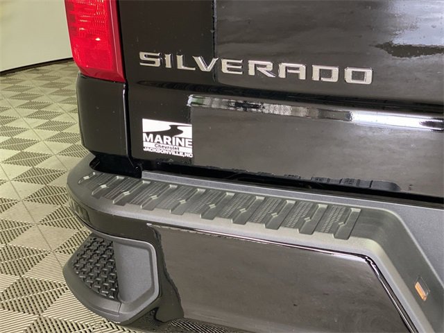 2025 Chevrolet Silverado 1500 Custom photo 26