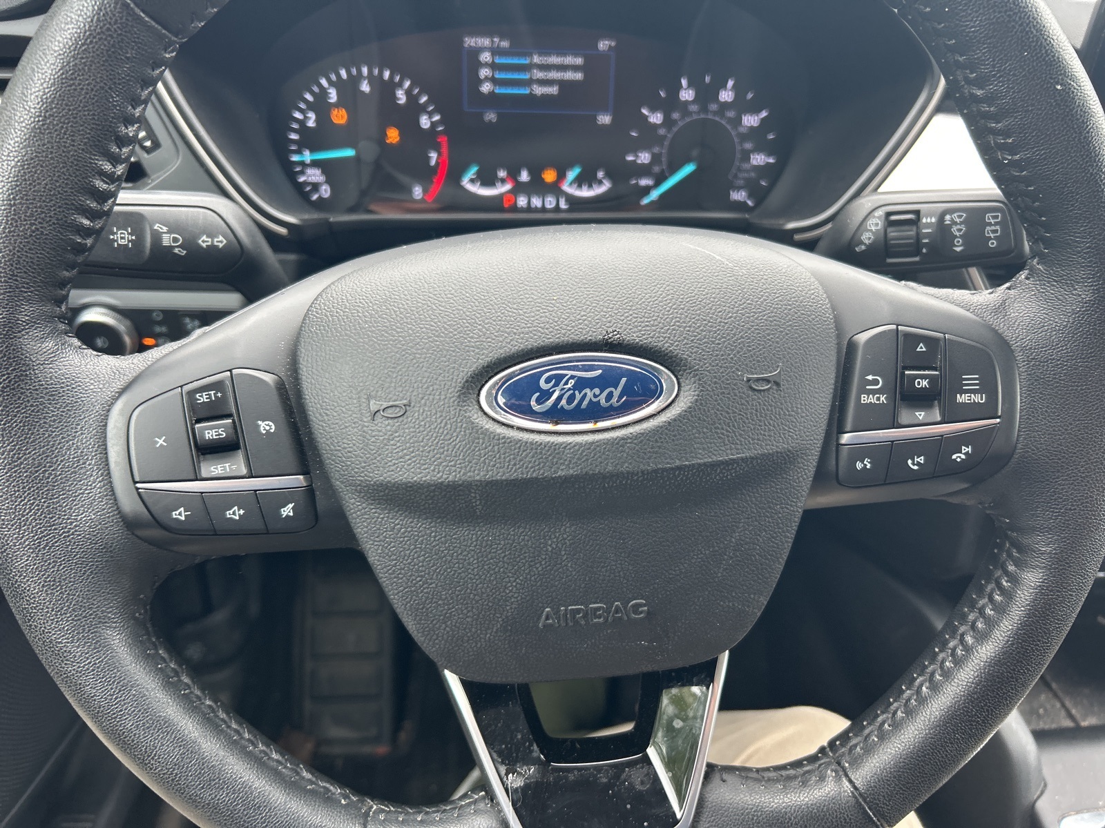 2020 Ford Escape SEL photo 16