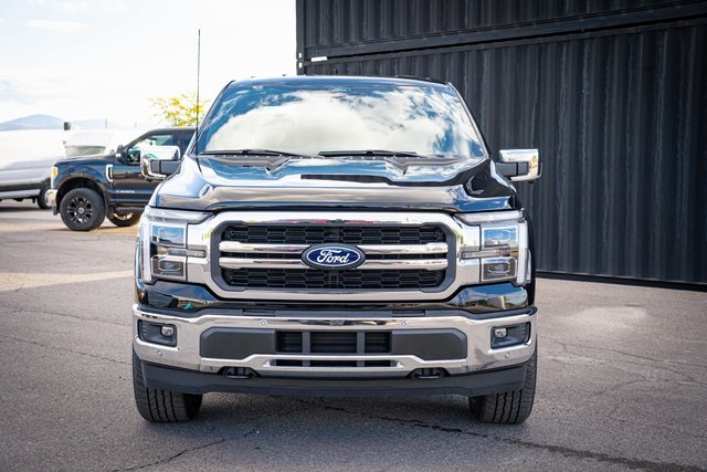 2025 Ford F-150 Lariat photo 3