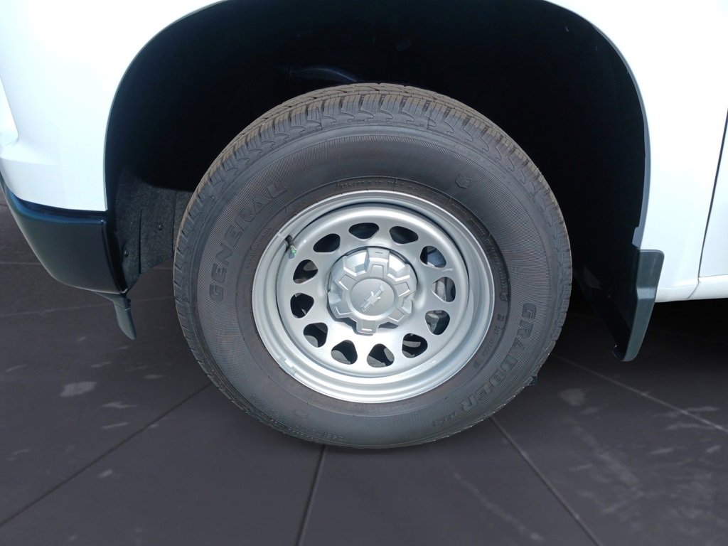 2024 Chevrolet Silverado 1500 photo 28