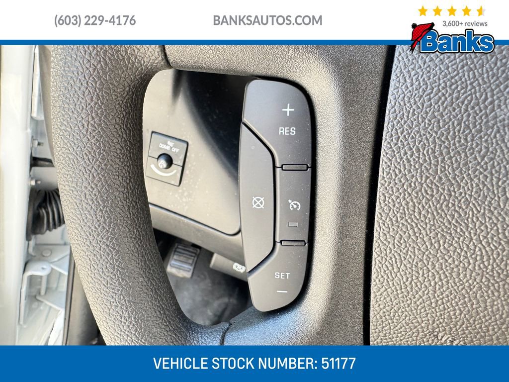 2025 Chevrolet Express Cutaway Base photo 12