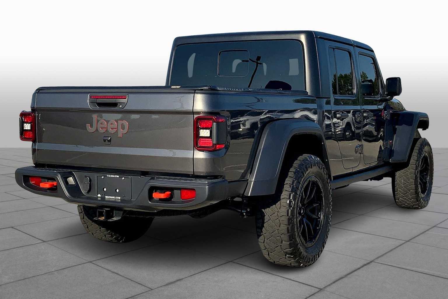 2024 Jeep Gladiator Mojave photo 12