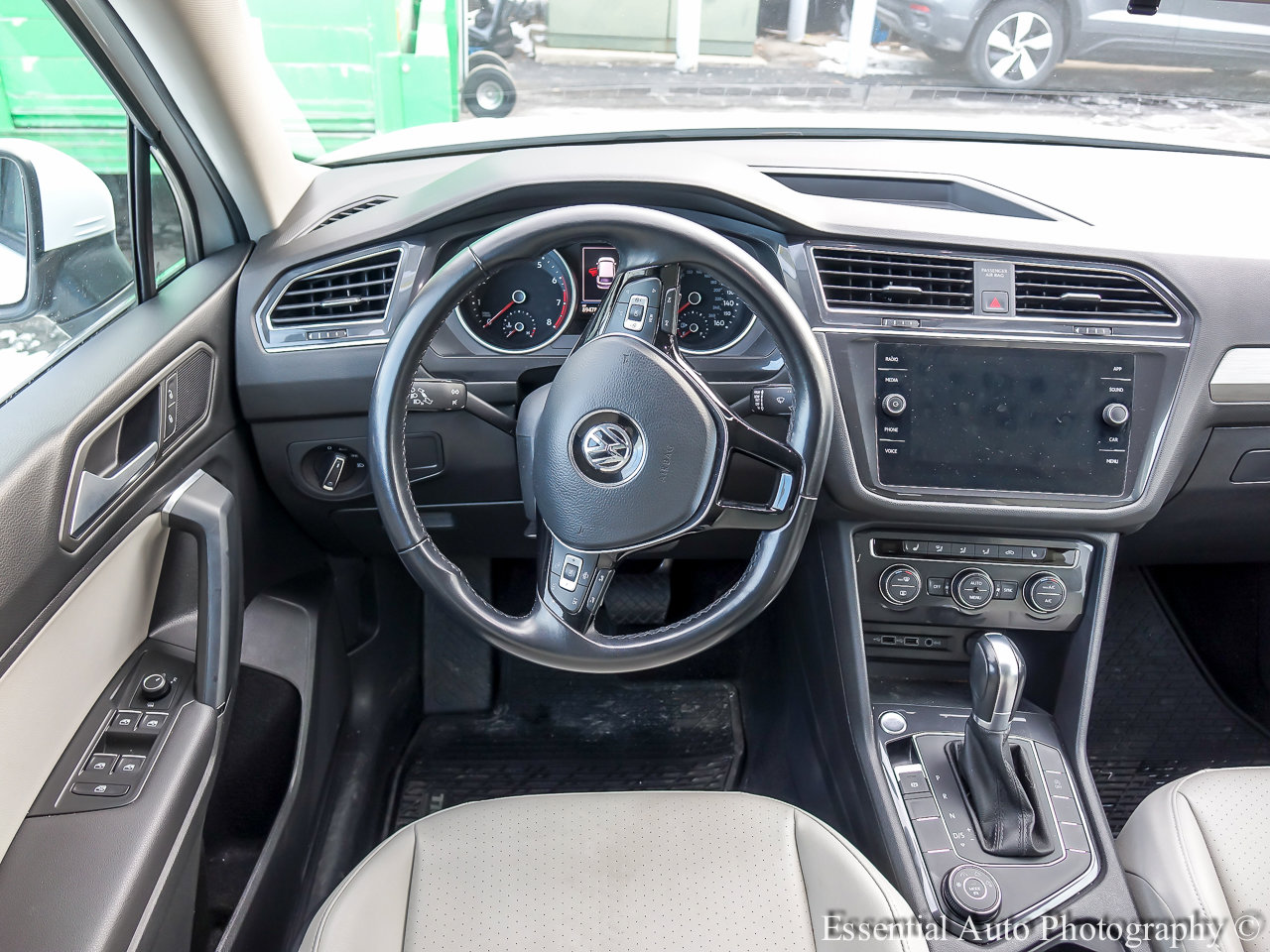 2019 VOLKSWAGEN TIGUAN - Image 3