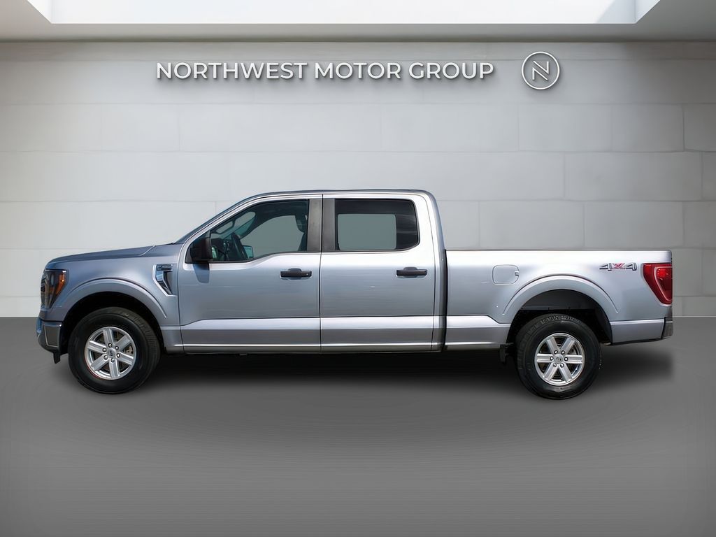 2023 Ford F-150 XLT photo 4