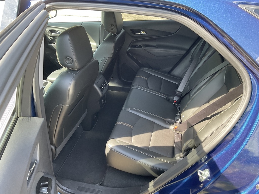 2023 Chevrolet Equinox Premier photo 3