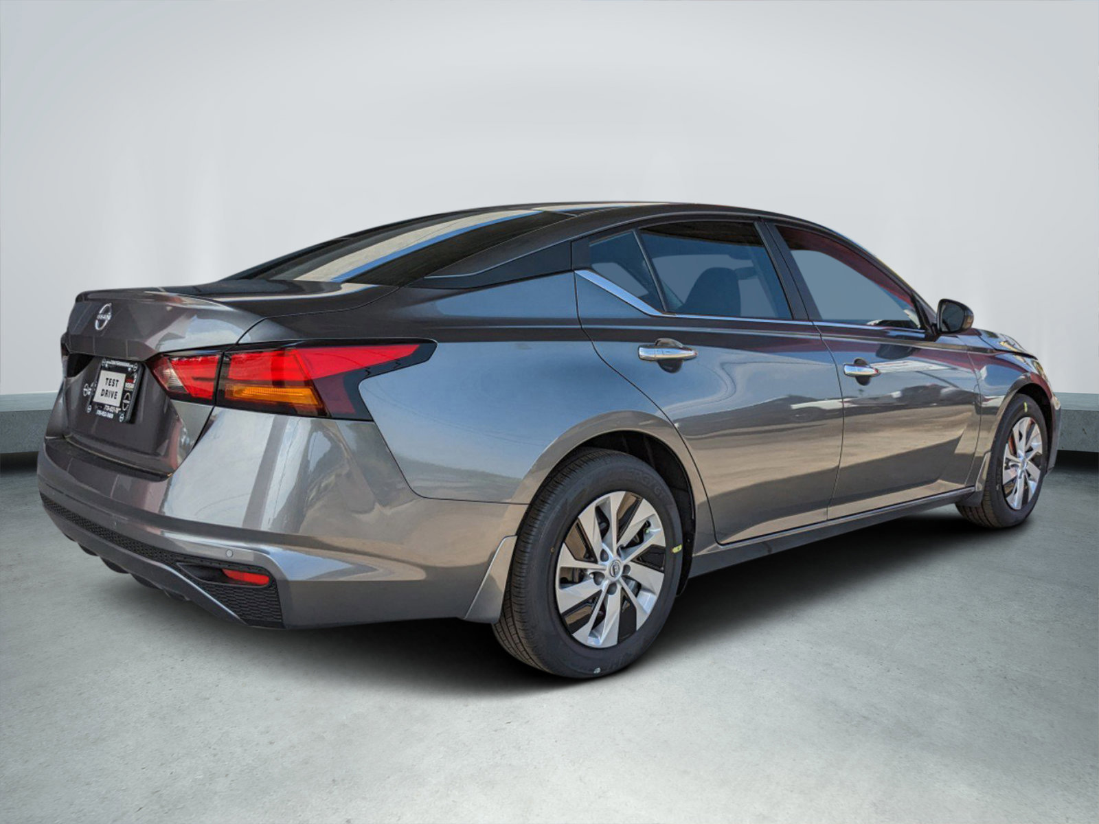 2025 Nissan Altima 2.5 S photo 2