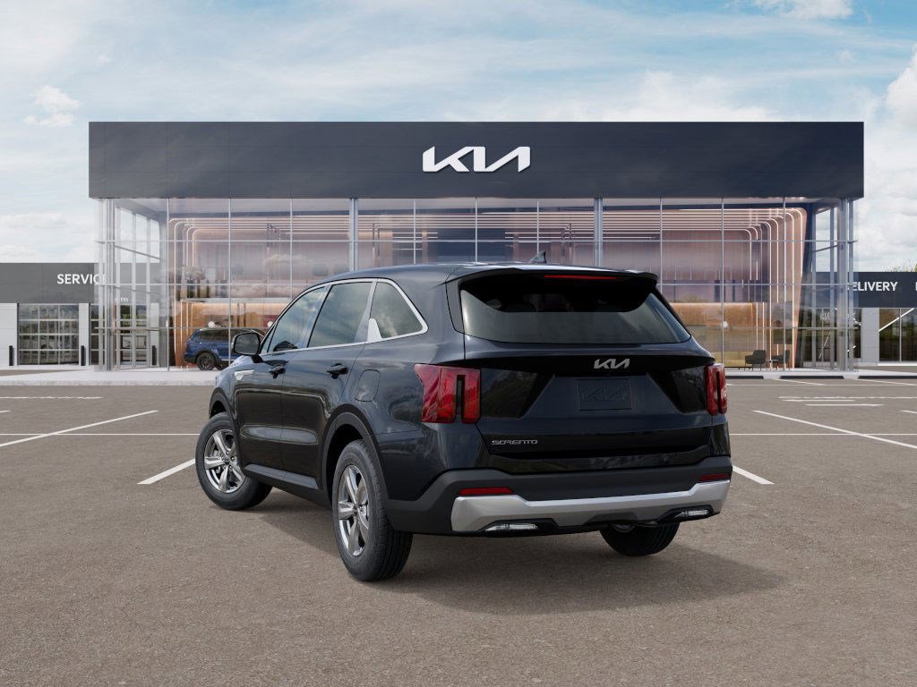 2025 Kia Sorento LX photo 3