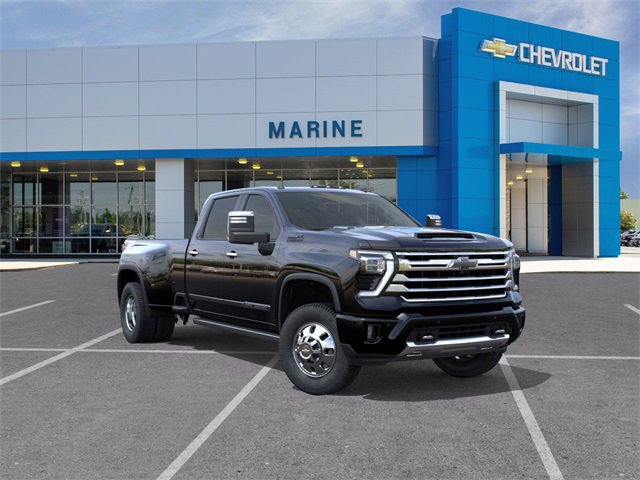 2026 Chevrolet Silverado 3500HD High Country's photo