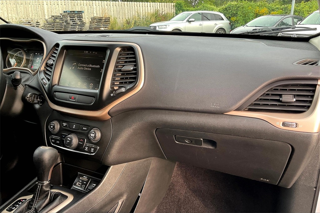 2017 Jeep Cherokee Latitude photo 15