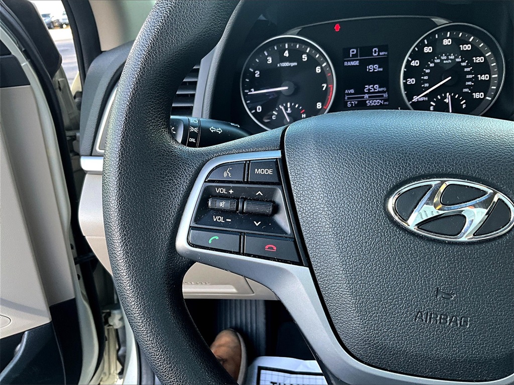 2017 Hyundai Elantra SE photo 21