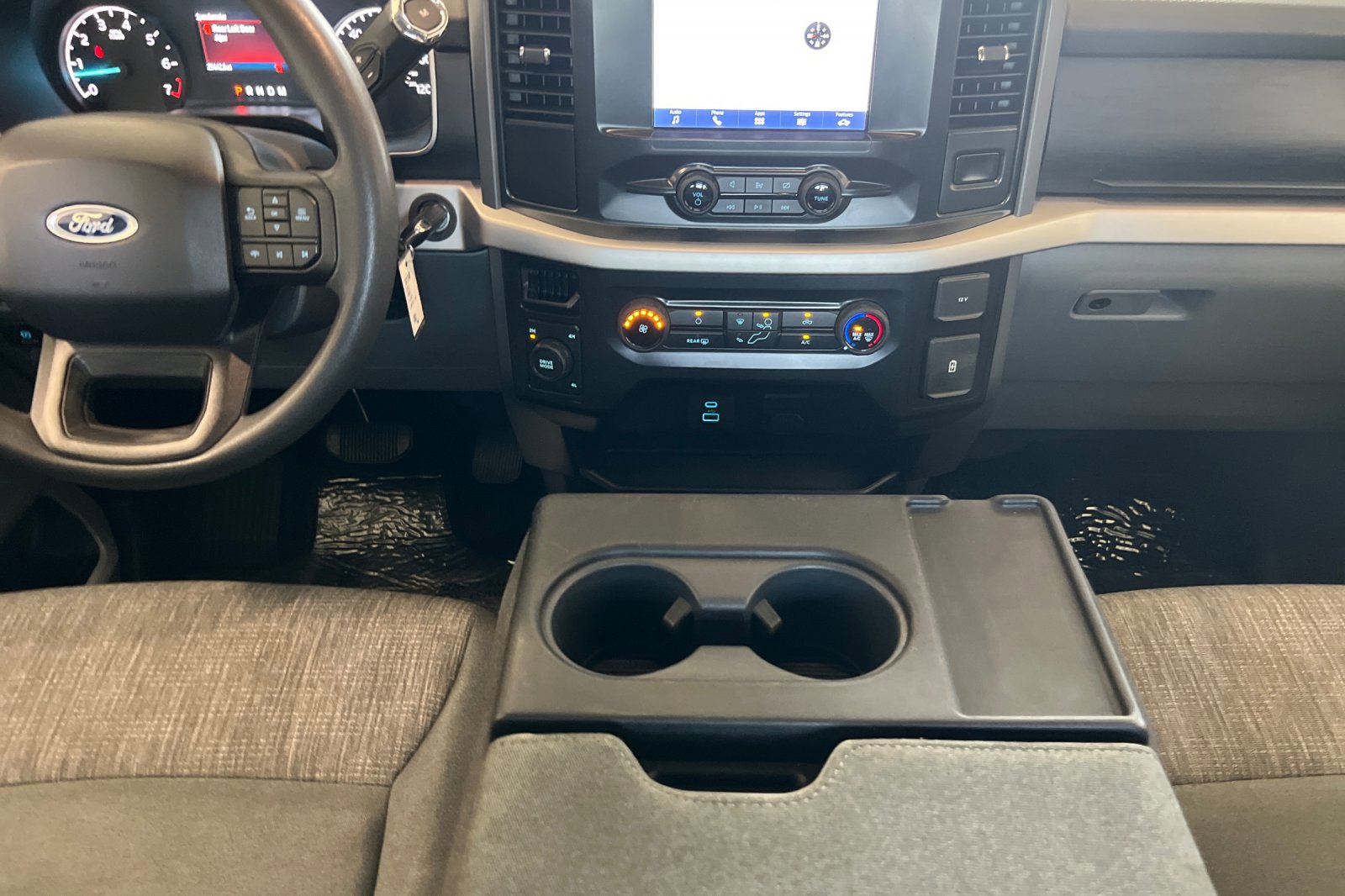 2022 Ford F-150 XLT photo 13