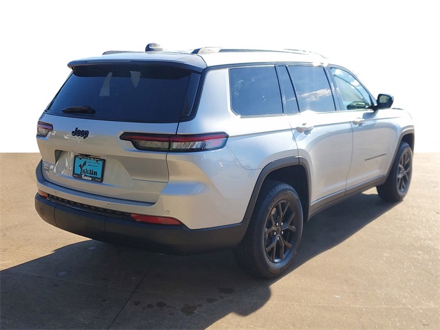 2025 Jeep Grand Cherokee Altitude X photo 4