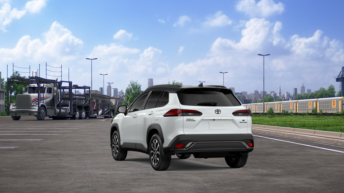 2026 Toyota Corolla Cross Hybrid SE photo 7