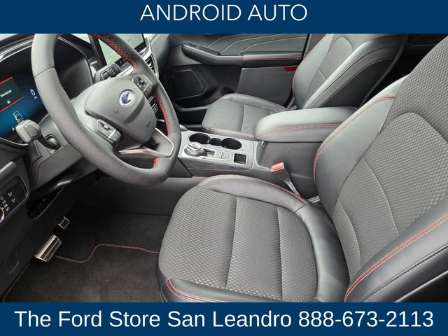 2023 Ford Escape ST-Line Select photo 14